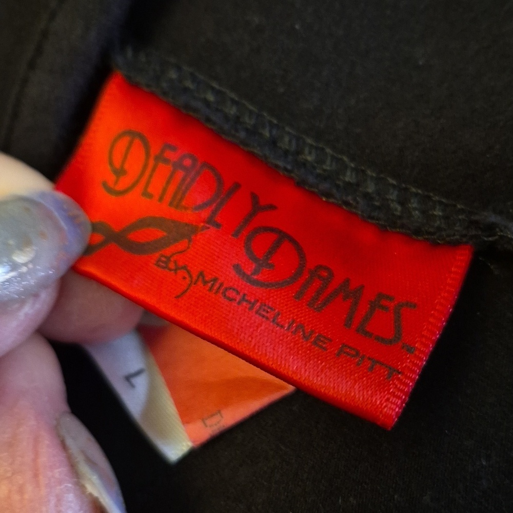 Deadly Dames"Looks That Kill" by Micheline Pittf:Pinup Girl ClothingSz.L.(#635B) - Picture 4 of 12